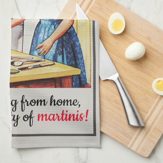 De Funny Houseechtgenote Needs Martinis van 1950 Theedoek (Quarter Fold)