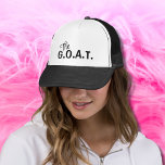 De G.O.A.T. grappige geit citaat zwarte Trucker ho Trucker Pet<br><div class="desc">Ontketen je innerlijke kampioen met "The GOAT" Zwart-wit Pet, een stijlvol en krachtig accessoire dat zelfvertrouwen en grootheid uitstraalt. Omarm de spirit van de Grootste aller tijden (G.O.A.T.) met dit premium-kwaliteit pet dat modern design combineert met een tijdloze boodschap. "The GOAT" Pet is meer dan alleen maar een mode uitspraak;...</div>