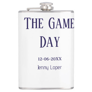 de game day voetbalclub wedstrijd naam jaar datum heupfles
