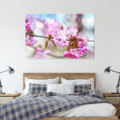 De Gedempte Schoonheid Van Sakura Bloesems In De L Canvas Afdruk (Insitu (Slaapkamer))