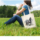 De geest van de wilde hengst tote bag