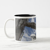 De geïntegreerde vrachtvervoerder tweekleurige koffiemok (Links)