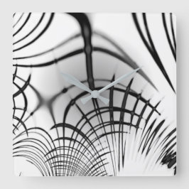 De gekruiste grijze lijnen herinneren ons aan teke vierkante klok