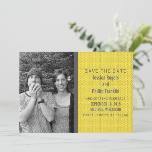 De Gele Binaire Foto van de Code sparen de Datum u Kaart (Staand voorkant)