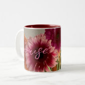 De gelukkige Gerbera Kleurrijke Bloem +Custom Naam Tweekleurige Koffiemok (Voorkant links)