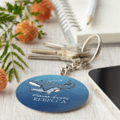 De gepersonaliseerde Kute Baby Whale van de Mam, v Sleutelhanger (Zijkant)