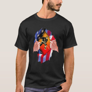 De geremde Amerikaanse Flag Hockey Player Cool Ice T-shirt