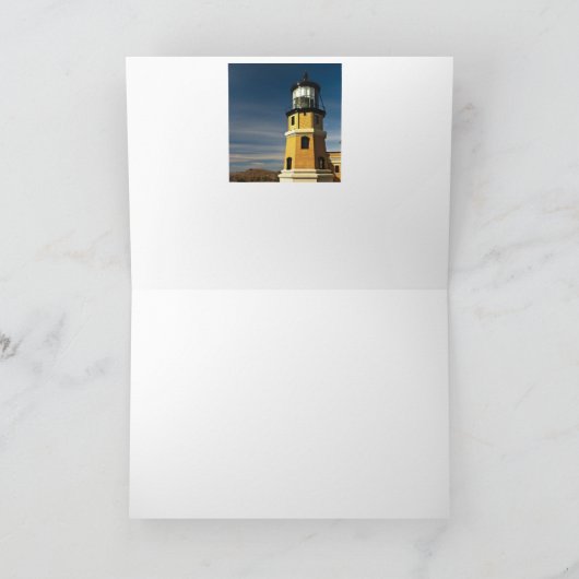 De gespleten Vuurtoren van de Rots in Herfst Kaart (Binnen)