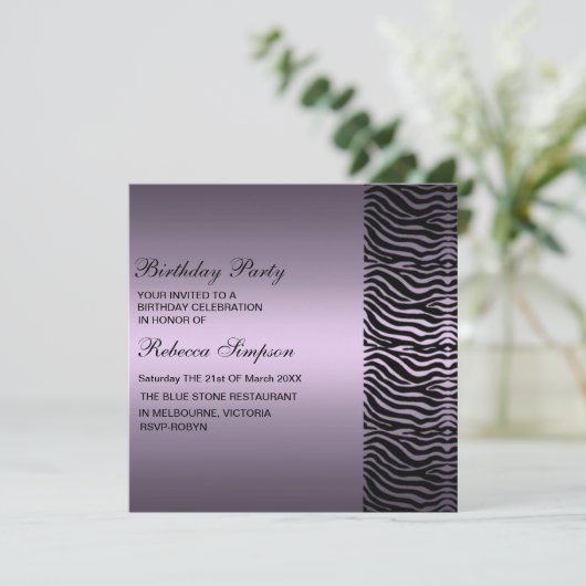 De gestreepte Uitnodiging van de Verjaardag van de (Staand voorkant)