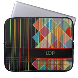 De gestreepte Vormen van de Driehoek met Initialen Laptop Sleeve