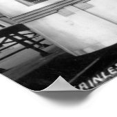 De gestroomlijnde ZepherStainless Steel-trein Poster (Hoek)