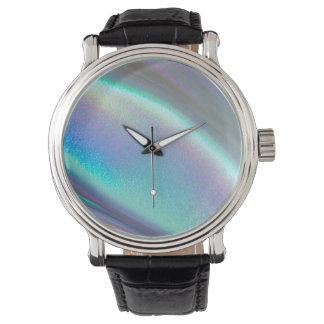 De glanzende holografische opaal horloge