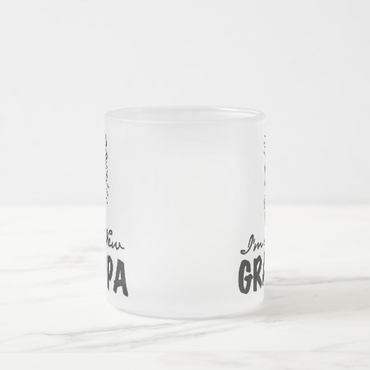 De glimlachende Nieuwe T-shirts en de Giften van Matglas Koffiemok (Center)