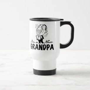 De glimlachende Nieuwe T-shirts en de Giften van Reisbeker