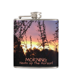 De Gloed van de zonsopgang tussen Silhouetten Heupfles
