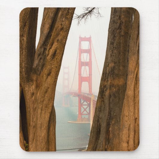 De Golden Gate Bridge | Bomen uit Uitzicht over de Muismat (Voorkant)