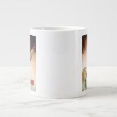 De goonies bedekken theatrale kunst grote koffiekop (Voorkant)