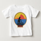 De Goonies Retro Mikey Riding Bike Graphic (Voorkant)