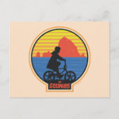 De Goonies Retro Mikey Riding Bike Graphic Briefkaart (Voorkant)