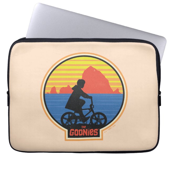 De Goonies Retro Mikey Riding Bike Graphic Laptop Sleeve (Voorkant)