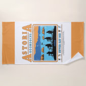 De Goonies Silhouetten boven Astoria Goondocks Strandlaken (Voorkant)