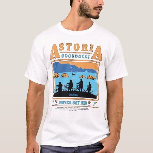De Goonies Silhouetten boven Astoria Goondocks T-shirt (Voorkant)