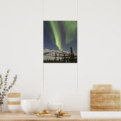 De gordijnen van de aurora borealis dansen over de poster (Keuken)