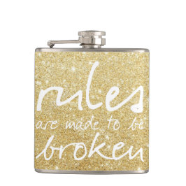 De goudpels worden gemaakt om gebroken kolven te z heupfles