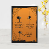 De grappige Kaart van de Verjaardag van Halloween (Gele Bloem)