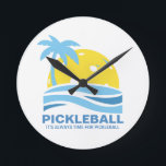 De grappige Tijd van de Gift Pickleball altijd Ronde Klok<br><div class="desc">Een grappige muurklok voor de enthousiast Pickleball.  De klok leest "het altijd tijd voor pickleball" is.  Maakt een geweldige gift voor pickleballspelers,  teammates,  cluborganisatoren en meer.</div>
