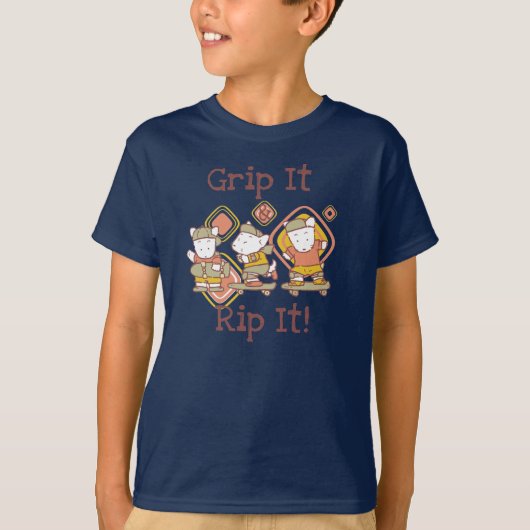 De greep het en scheurt het die met een skateboard t-shirt (Voorkant)