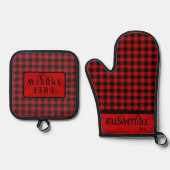 De Grillmaster Black en Red Lumberjack Plaid Ovenwant & Pannenlap Set (Voorkant)