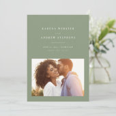 De groene, eenvoudige moderne foto van het blad be save the date (Staand voorkant)