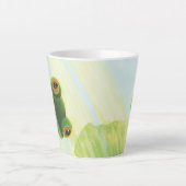 De groene kikker achter de lantaarnpaal latte mok (Voorkant)