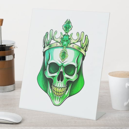 De groene koningsschedel met een juwelenkroon reclamebord met voetstuk (Insitu)