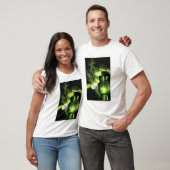 De groene lantaarn vasthouden t-shirt (Unisex)