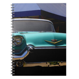 De groene ombouwbare Cadillac van Elvis Presley in Notitieboek