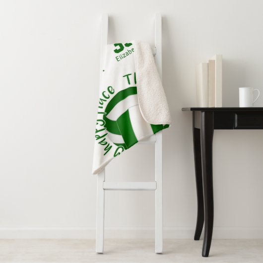 de groene witvolleybalrechtbank gelukkig sherpa deken (In situ)