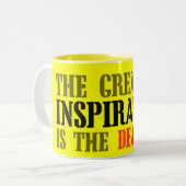 DE GROOTSTE INSPIRATIE IS HET DEADLINE FUNNEMENT TWEEKLEURIGE KOFFIEMOK (Voorkant links)