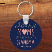 De grootste momen worden gepromoot naar oma EST. Sleutelhanger (Voorkant)