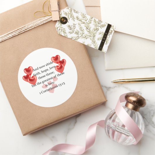 "De grootste van hen in de liefde." Christelijk Ronde Sticker (Geschenken)