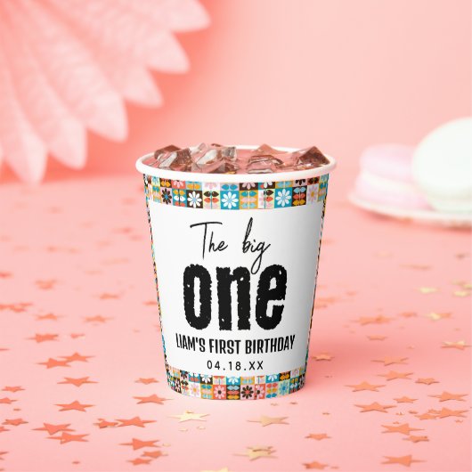 De grote 1e verjaardag papieren bekers (Insitu)