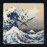 De grote golf van Kanagawa met 8 bits Pixel Art Vierkante Klok<br><div class="desc">De Grote Golf van Kanagawa (神 川 沖 裏)  8-bits Pixel Tsunami Art.

Wereldbol Trotters is gespecialiseerd in idiosyncratische beelden van rond het wereldbol. Hier vindt u unieke Wenskaarten,  Briefkaarten,  Posters,  Muismatten en nog veel meer.</div>