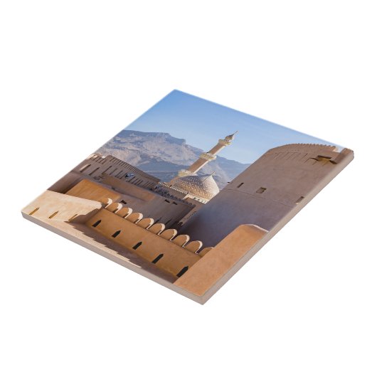 De Grote moskee en de minaret in Nizwa - Oman Tegeltje (Zijkant)