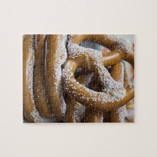De grote pretzels van de New Yorkse straatverkoper Legpuzzel (Horizontaal)