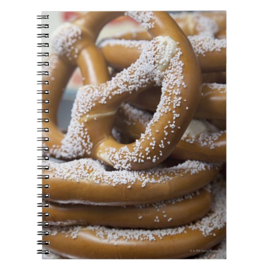 De grote pretzels van de New Yorkse straatverkoper Notitieboek (Voorkant)
