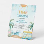 De grote, Surven Verjaardag Tijd Capsule teken Reclamebord Met Voetstuk (Voorkant)