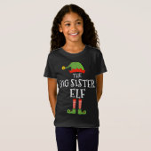 De grote zuster elf die een leuk kerstfeest is... t-shirt (Voorkant volledig)