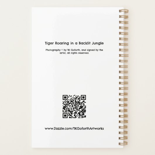 De Grotere Roaring in een Oerwoud met achtergrondv Planner (Achterkant)