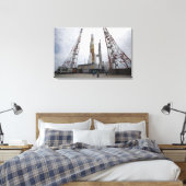 De H-IIB-raket op het lanceerpad Canvas Afdruk (Insitu (Slaapkamer))